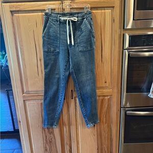 Judy Blue Washed Blue Denim Boyfriend Jogger Jeans with Drawstring